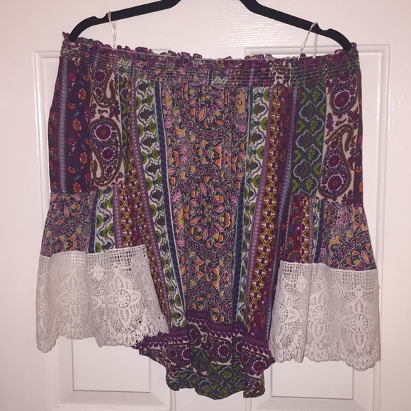 Off the shoulder patrons of peace shirt - Picture 1 of 2
